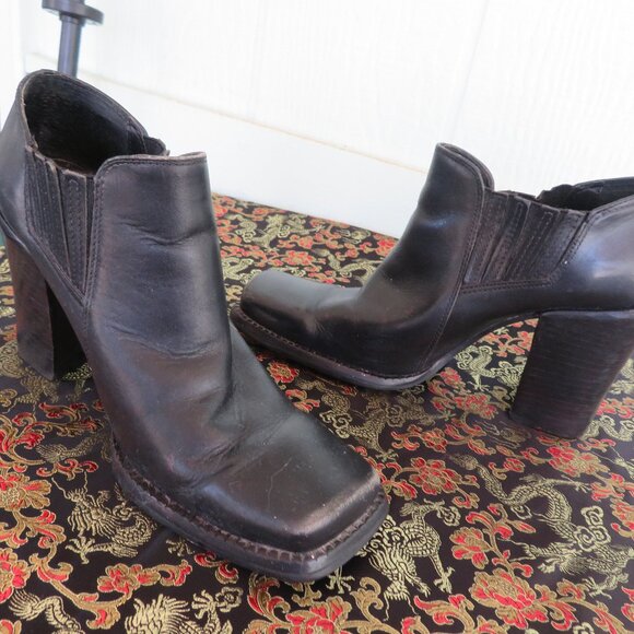 Vintage leather bootie - Picture 4 of 7
